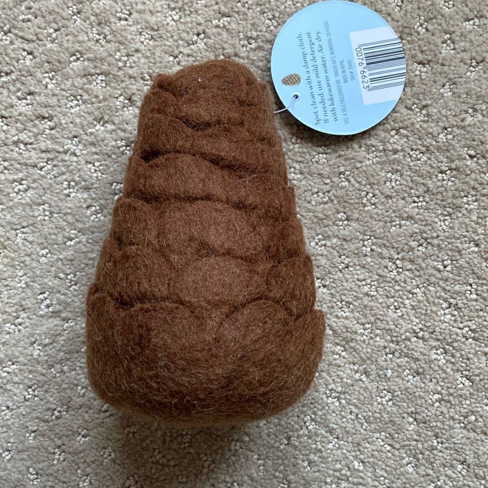 Trader Joe’s Felted Wool Pinecone – NWT – Limited Edition Holiday Decor